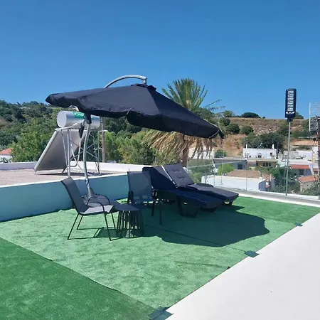 דירה Sioutis House Soroni