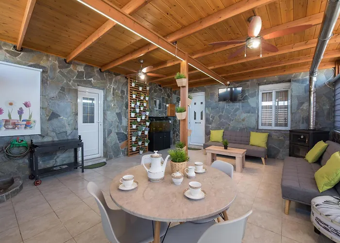 Sioutis House Apartamento Soroni